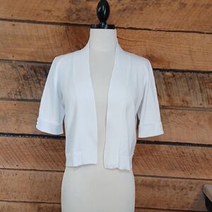 White Sz M cropped sweater shrug